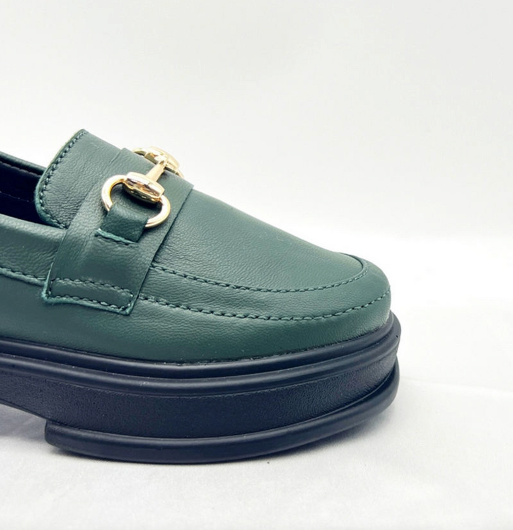 Custom Genuine Leather Kids’ Shoes – Fashionable Outdoor Sports Footwear