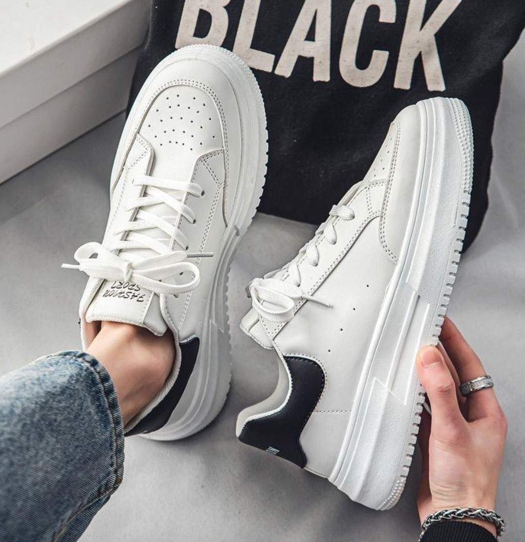 Men’s Korean-Style White Sneakers – Breathable Thick-Sole Casual Sports Shoes