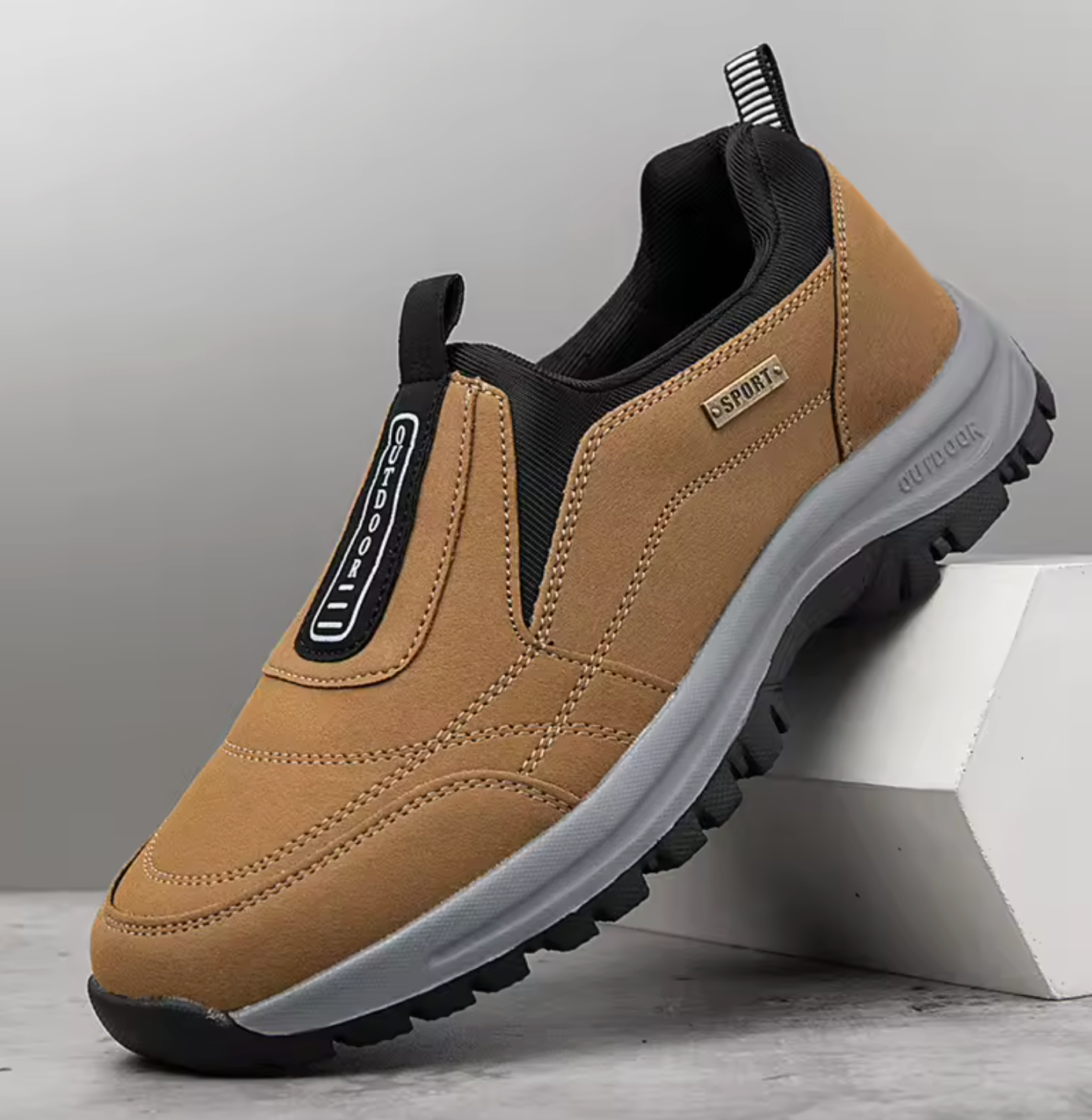Men’s Retro Fashion Sneakers – Breathable Soft Mesh Comfort Shoes